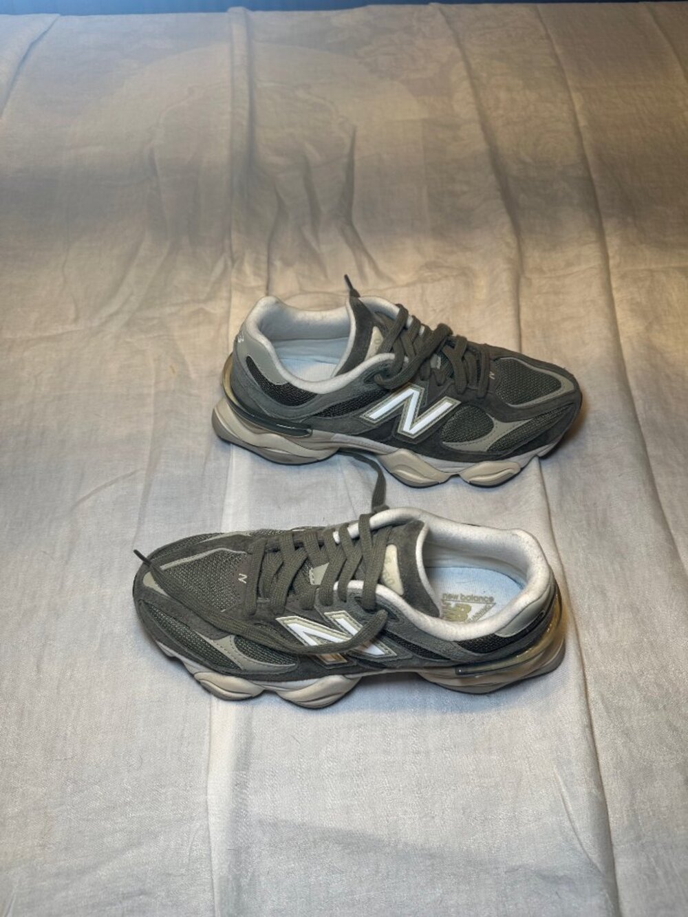 Mens NEW BALANCE 9060 Dark Camo/Dark Olive/Sandstone U9060JGO M6/W7.5 - Picture 9 of 12